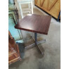 TABLE CARRÉ BISTROT PIÈTEMENT MÉTAL PLATEAU BOIS EN L\'ÉTAT 