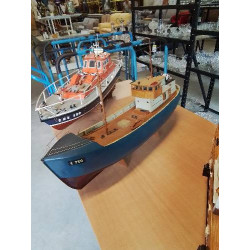 MAQUETTE BOIS CHALUTIER...