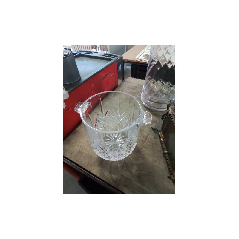 SEAU A CHAMPAGNE CRISTAL TAILLÉ 