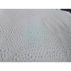 ENSEMBLE SOMMIER TAPISSER AVEC PIEDS  ET MATELAS TEMPUR140X190