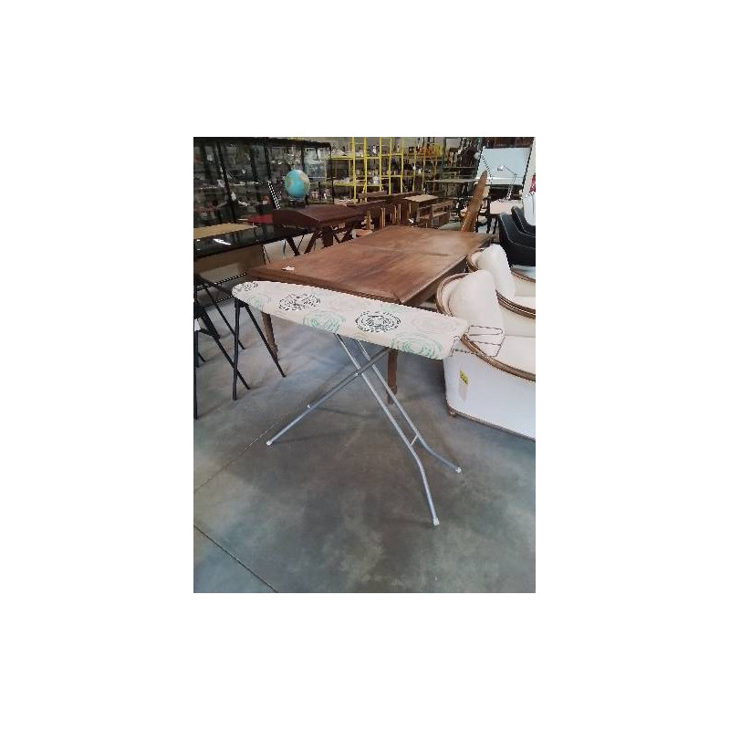 TABLE A REPASSER MÉTAL GRIS TISSU ECRU RONDS  VERT BLEU