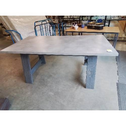 TABLE RECTANGULAIRE BOIS GRIS PIED COMPAS