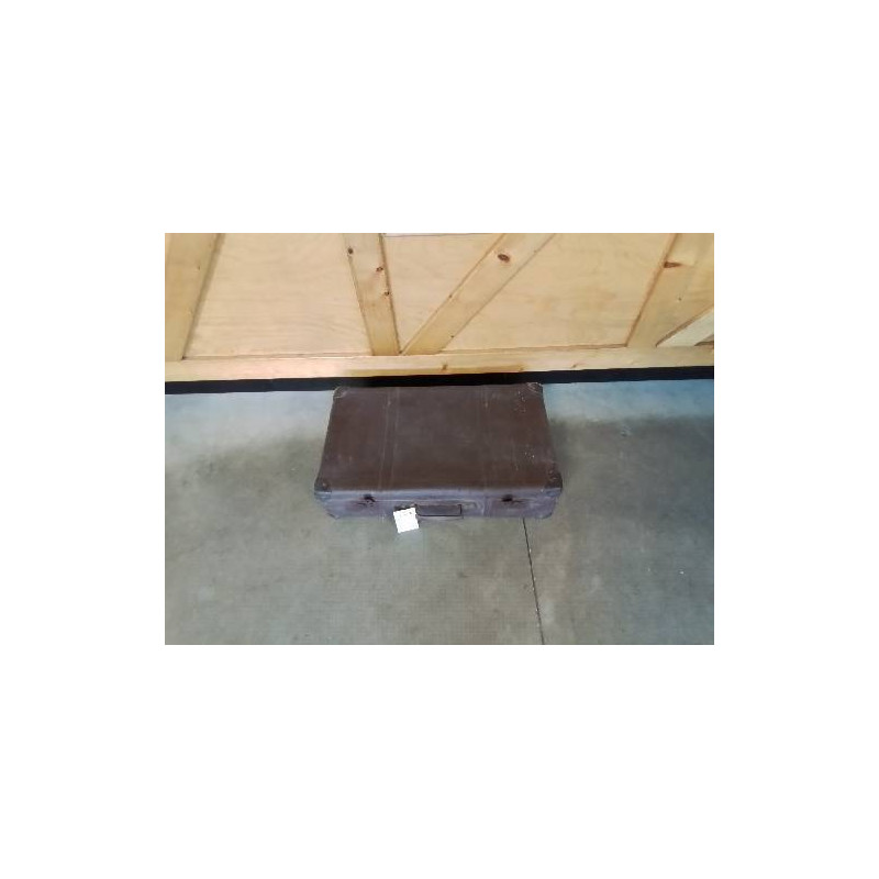 VALISE EN CARTON CHOCOLAT DEBUT XXE 