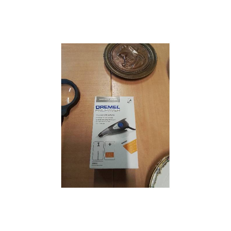 GRAVEUR ÉLECTRIQUE DREMEL