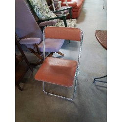 CHAISE PLIANTE PIÈTEMENT...
