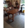 TABLE RECTANGULAIRE A ENTRETOISE 174X79,5X76CM
