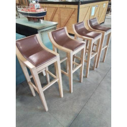4 TABOURETS DE BAR...