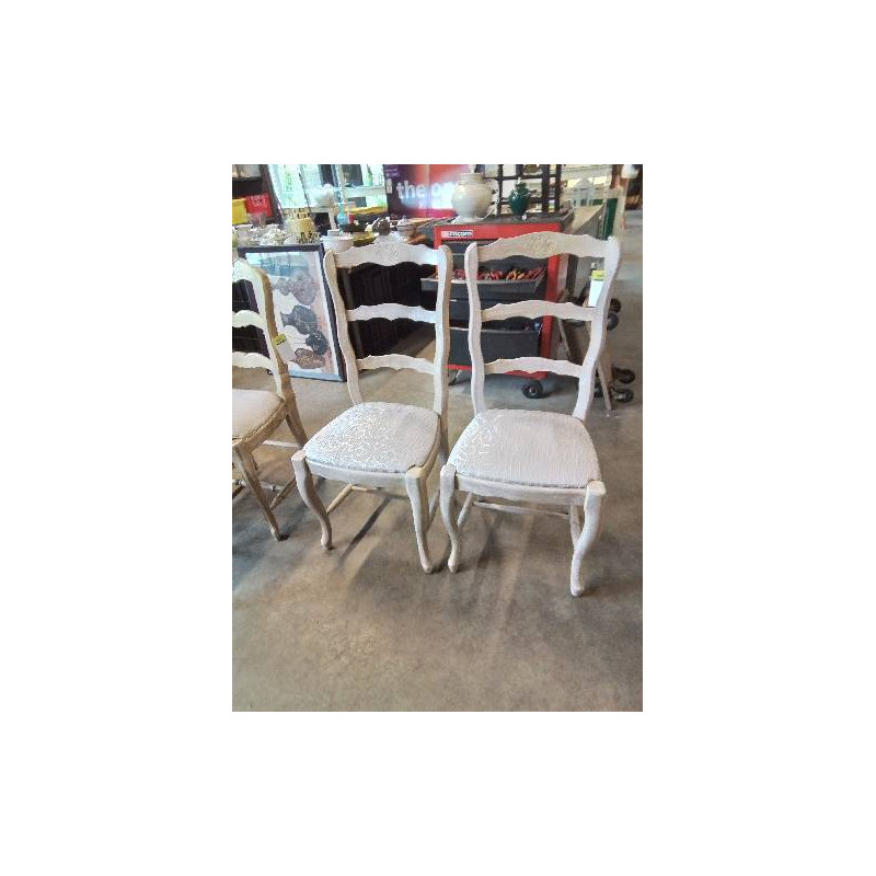 PAIRE DE CHAISES BOIS CÉRUSE ASSISE TISSU ECRU