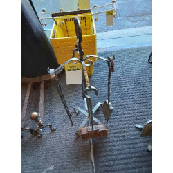 SERVITEUR DE CHEMINÉE FER...