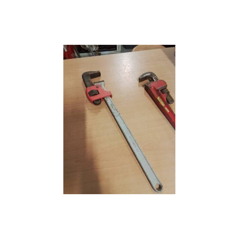 CLÉ A GRIFFE 600MM 24\'\' FACOM