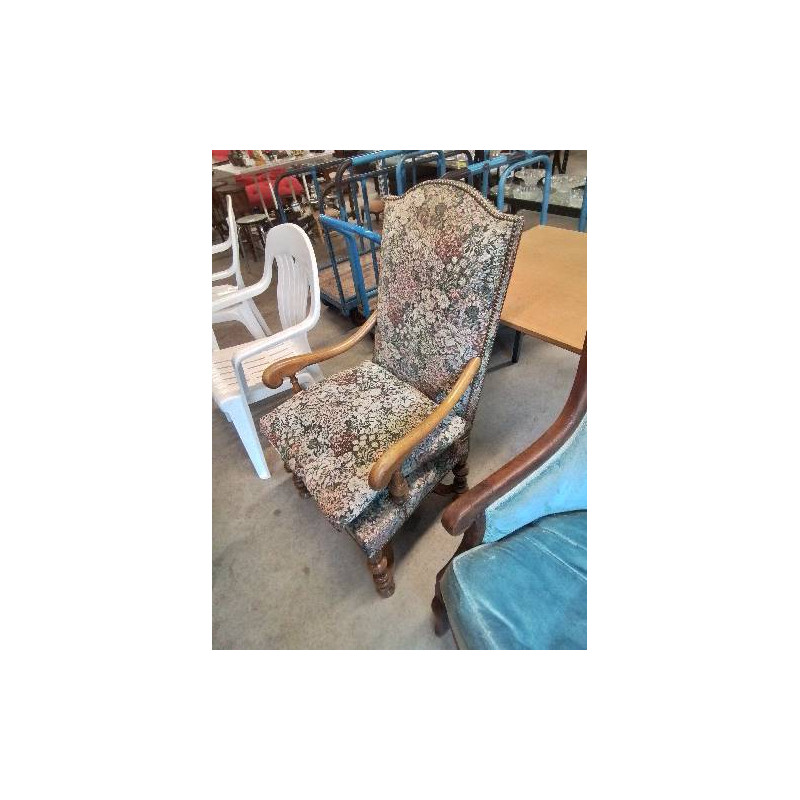 FAUTEUIL BOIS CLAIR STYLE LOUIS XIII DOSSIER CINTRÉ TISSU FLEURI 
