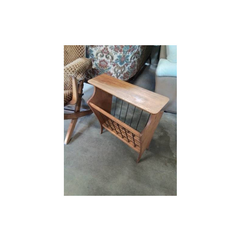 PORTE REVUES BOIS CLAIR A BARREAUX MÉTAL NOIR ANNÉES 60 