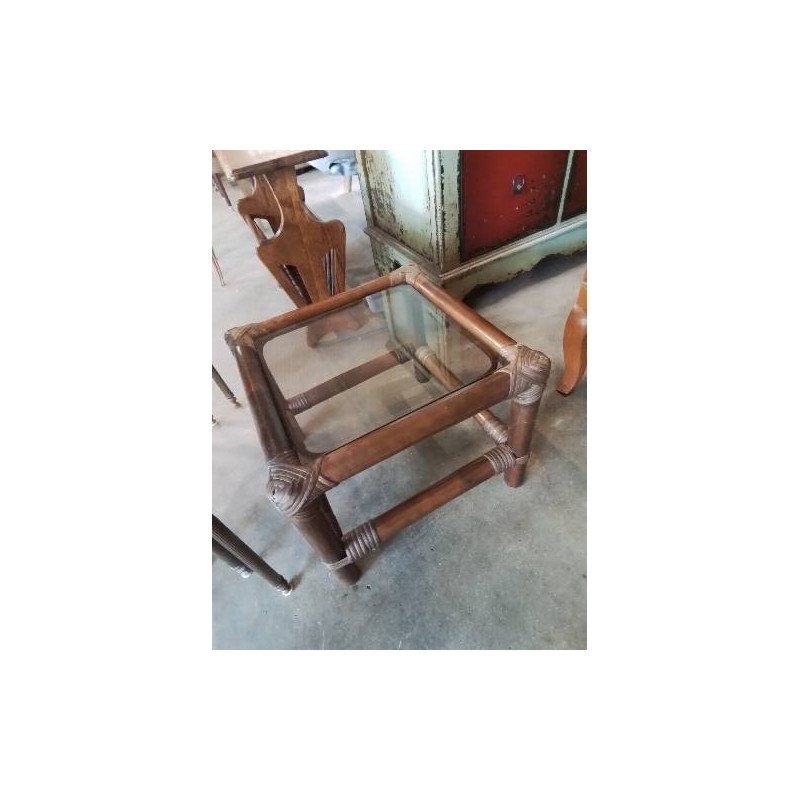 TABLE BASSE CARRÉ ROTIN DESSUS PLATEAU VERRE