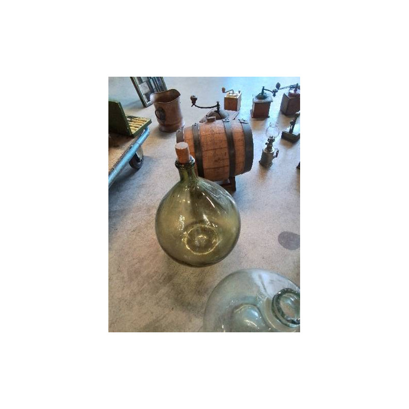 DAME JEANNE VERFE SOUFFLÉ TEINTÉ VERT