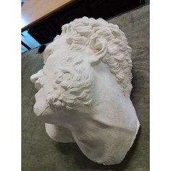 BUSTE D’ATELIER PLATRE A L ANTIQUE 