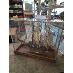 MAQUETTE VOILIER FRAGATA...