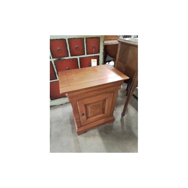 CHEVET BOIS CLAIR MOULURÉ 1 TIROIR 1 NICHE STYLE LOUIS PHILIPPE 