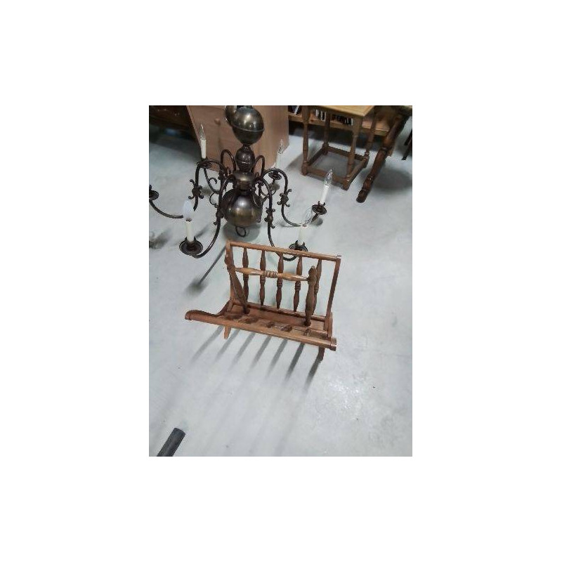 PORTE REVUES PLIANT BOIS CLAIR A BARREAUX 