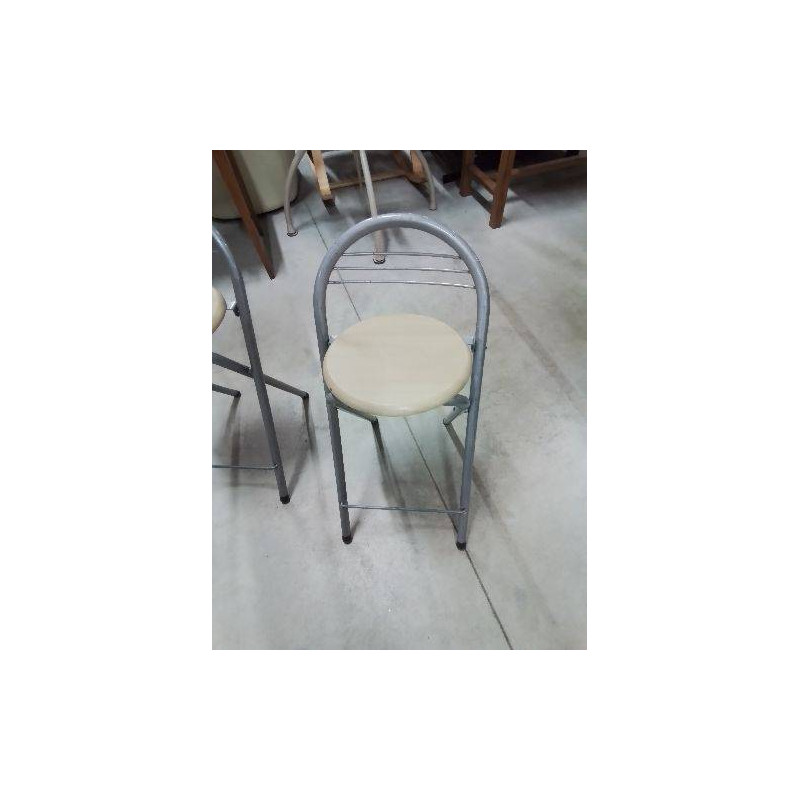 TABOURET DE BAR PIÈTEMENT MÉTAL GRIS ASSISE BOIS CLAIR 