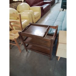 DESSERTE A ROULETTES AVEC...