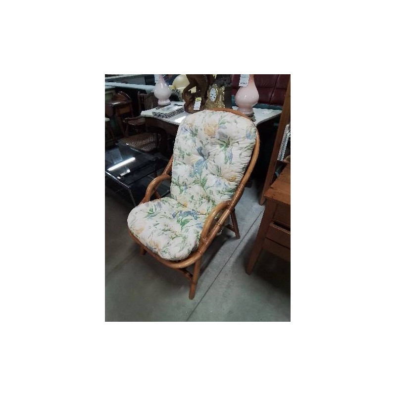 FAUTEUIL ROTIN ASSISE ET DOSSIER COUSSINS ECRU FLEURI ANNÉES 70