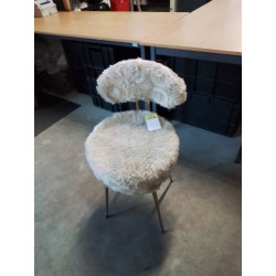 CHAISE MOUMOUTE PIETEMENT...