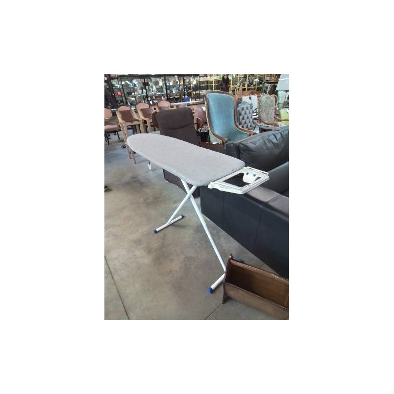 TABLE A REPASSER PIÈTEMENT MÉTAL BLANC TISSU TAUPE