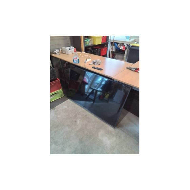 TÉLÉVISEUR A ACCROCHER SONY 139 CM LCD A RETRO  LED 4 K SMART TV CONNECTEE