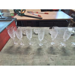 6 FLUTES A CHAMPAGNE...