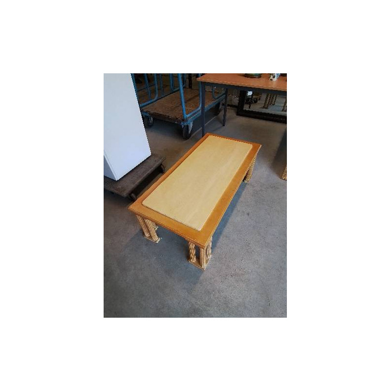 TABLE BASSE RECTANGULAIRE A COLONNES BOIS CLAIR DESSUS MARBRE ECRU