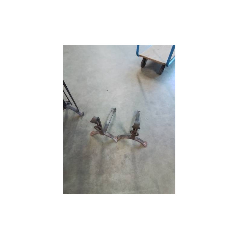 PAIRE DE CHENETS A ANNEAUX FER FORGÉ 