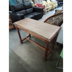 TABLE DE MILIEU A...