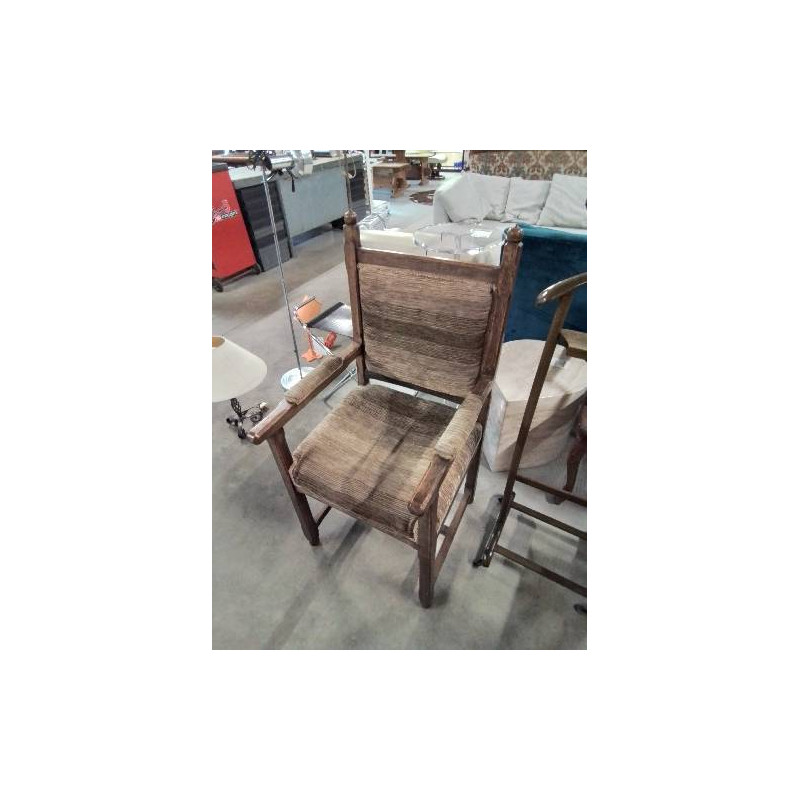 FAUTEUIL BOIS A ENTRETOISE ASSISE ET DOSSIER CAPITONNÉ TISSU MARRON 