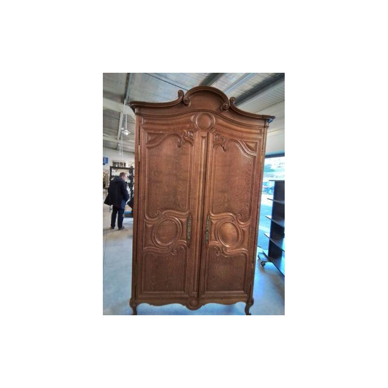 ARMOIRE CAUCHOISE CHENE MOULURE LINGERE 