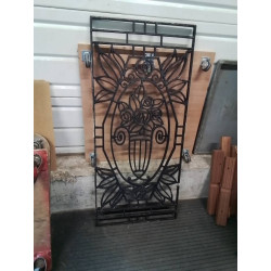 GRILLE DE PORTE ART DECO...