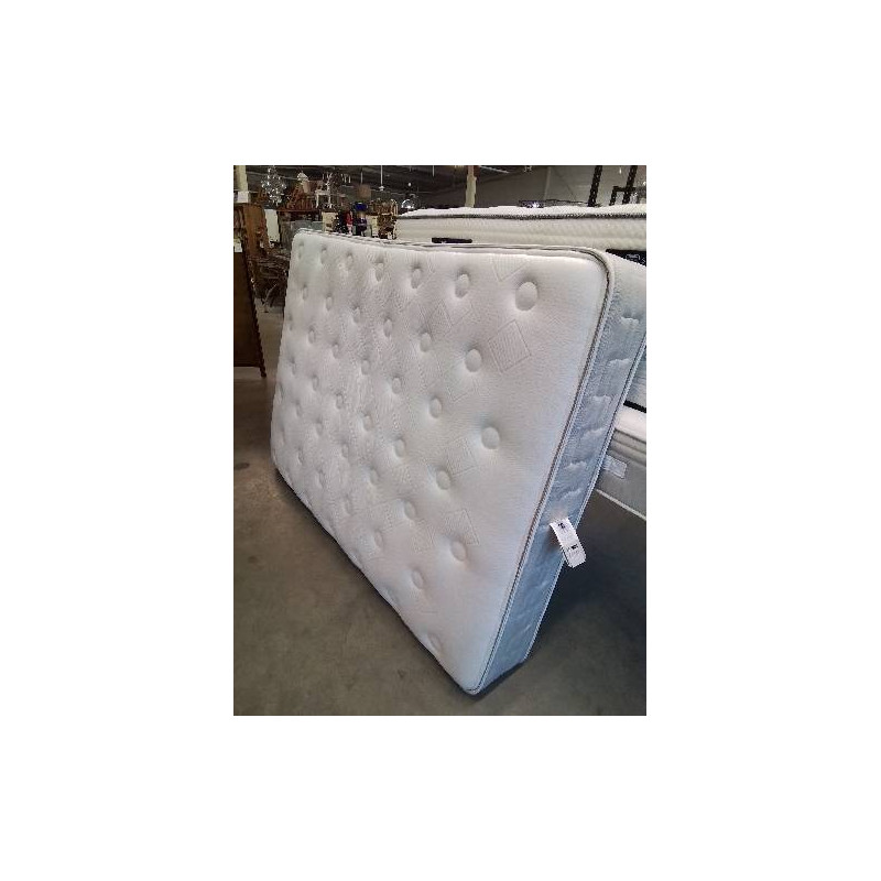 MATELAS A RESSORTS ENSACHÉS SIMMONS 140X190CM
