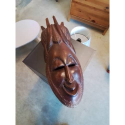MASQUE AFRICAIN BOIS SCULPTÉ 