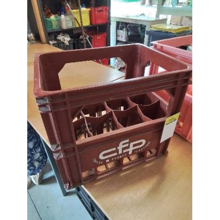 CASIER A BOUTEILLES RÉSINE ROUGE CFP 