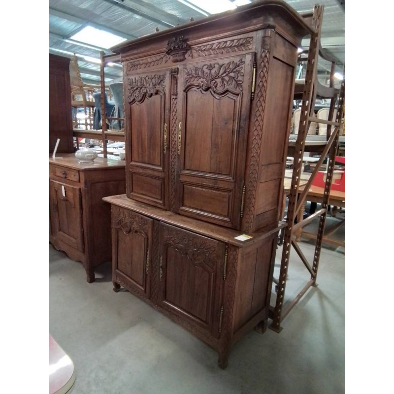 BUFFET CAUCHOIS DE MARIAGE BOIS SCULPTÉ AU PANIER FIN XIX