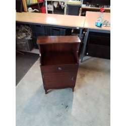 MEUBLE 1 NICHE 1 TIROIR 1...