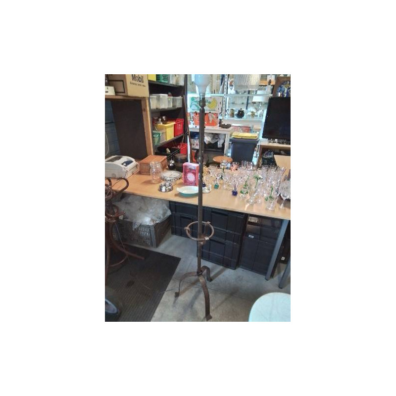 LAMPADAIRE FER FORGE TRIPODE ANNÉES 60