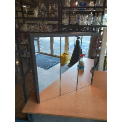 ARMOIRE DE TOILETTE LIVARNO...