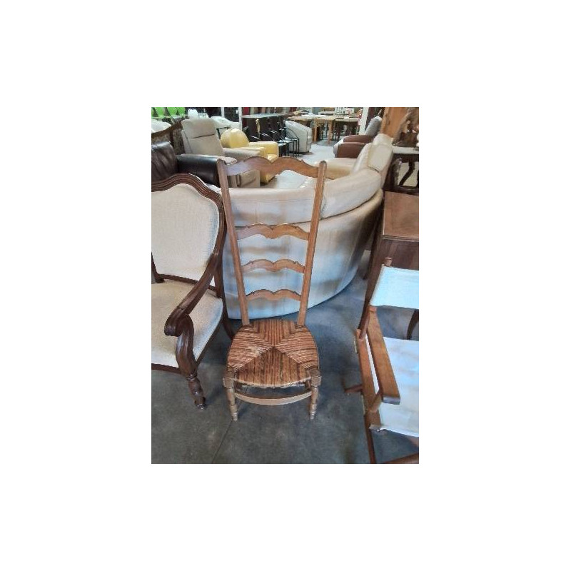 CHAISE DE NOURRICE BOIS CLAIR ASSISE PAILLÉ COLORÉ DOSSIER CHANTOURNÉ DÉBUT XXE