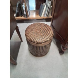 PANIÈRE AVEC COUVERCLE...