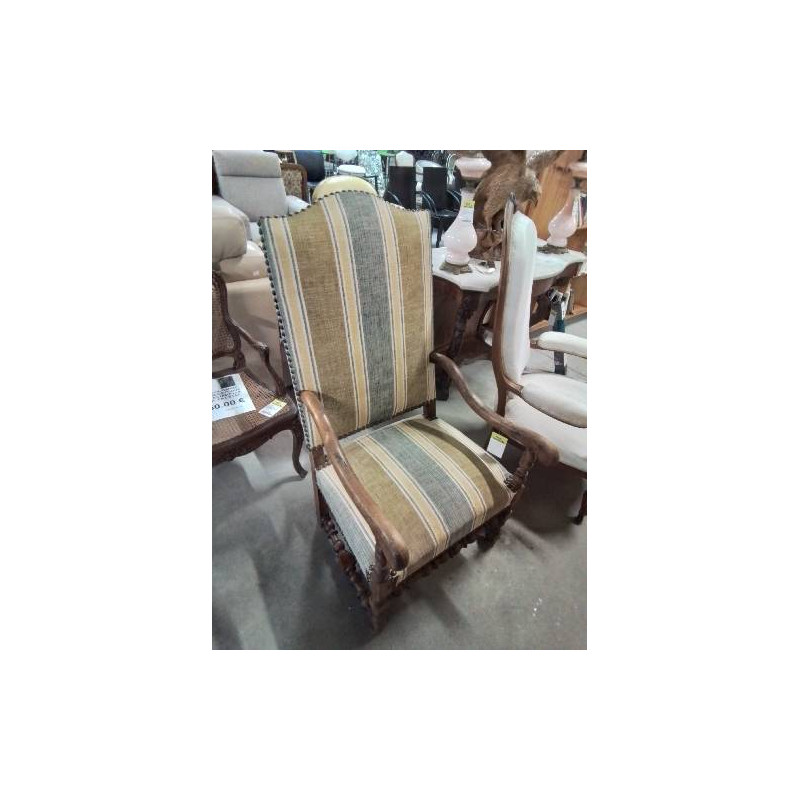 FAUTEUIL STYLE LOUIS XIII DOSSIER CINTRÉ ASSISE ET DOSSIER  TISSU VERT JAUNE BLEU A RAYURES 