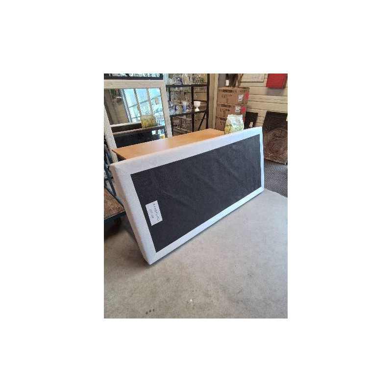 SOMMIER TAPISSER A LATTES SIMMONS ADOVA AVEC PIEDS BOIS CLAIR 17CM