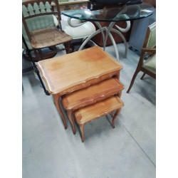 3 TABLES BASSES GIGOGNES...