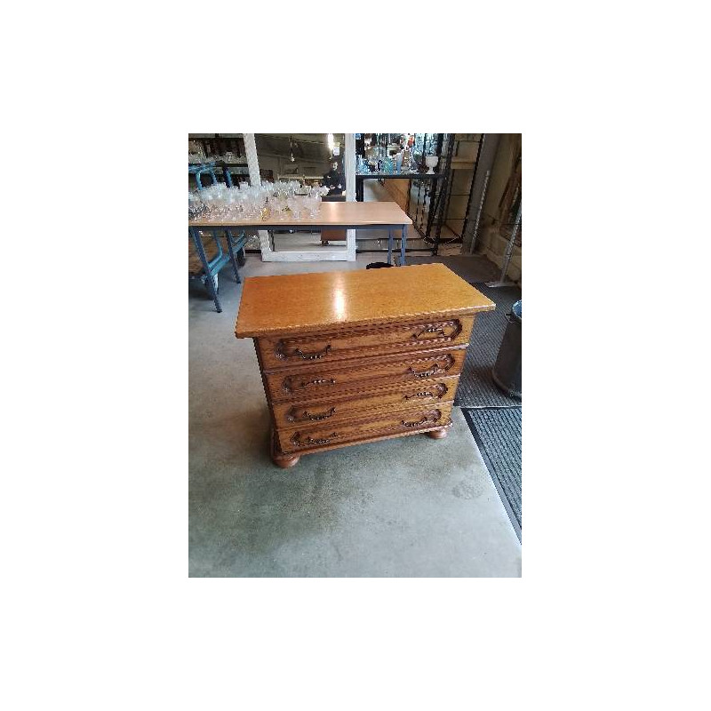 COMMODE BOIS CLAIR MOULURÉ 4 TIROIRS PIEDS BOULES 