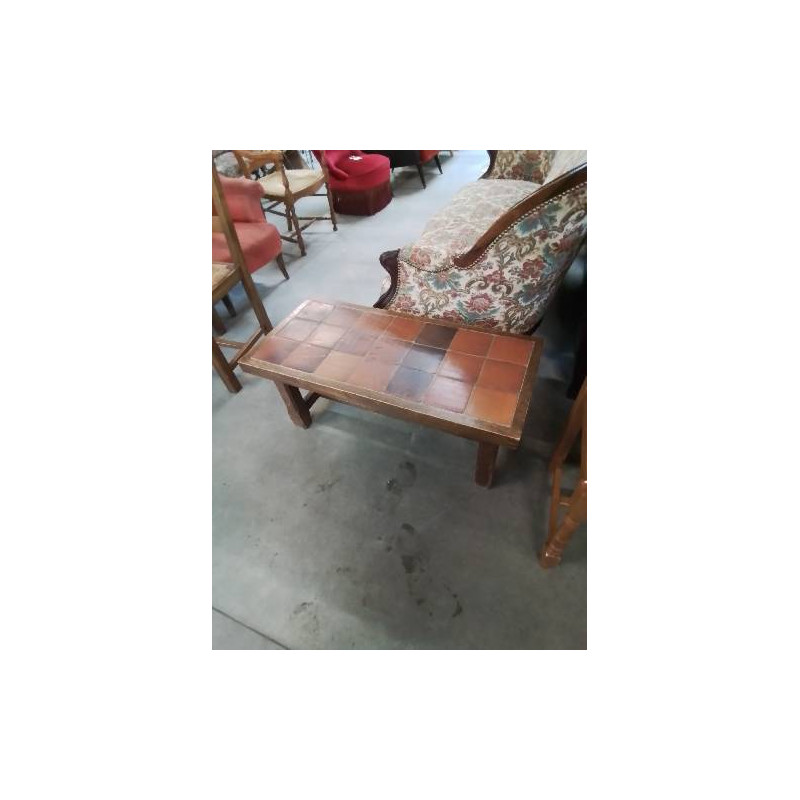 TABLE BASSE RECTANGULAIRE A ENTRETOISE BOIS DESSUS CARRELÉ ROUGE