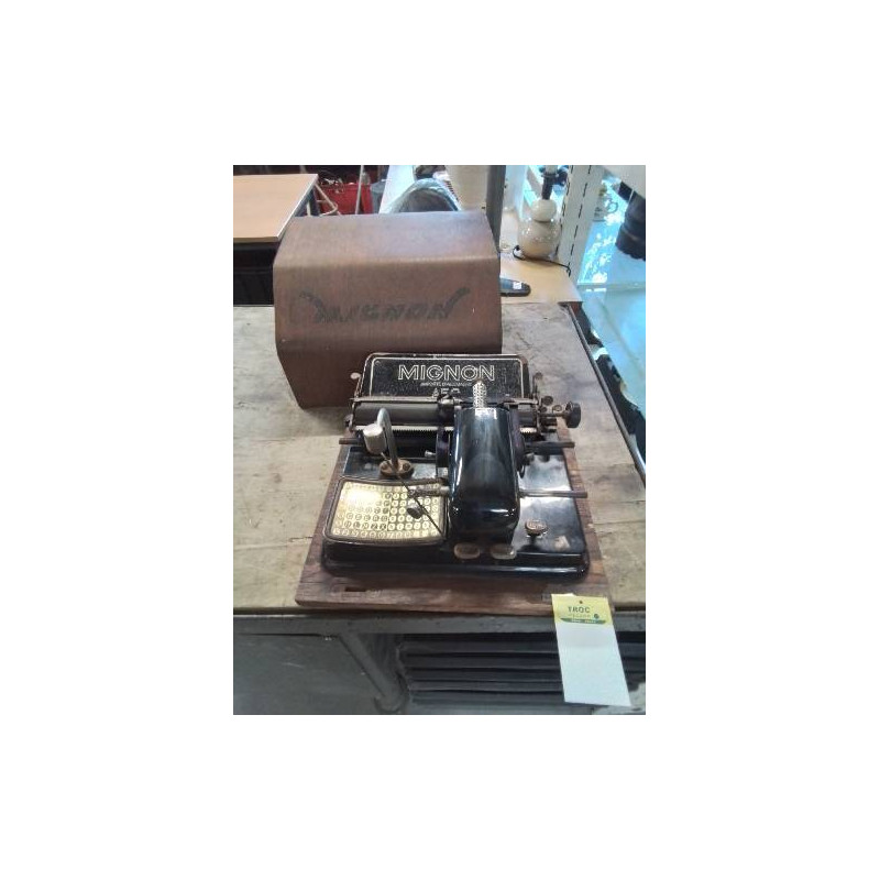 MACHINE MIGNON AEG (WERKE) DEBUT XXE 